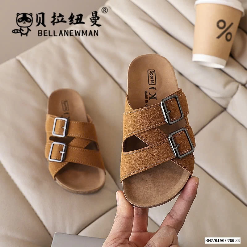 DÉP LÊ ĐẾ KẾP QUAI CHÉO