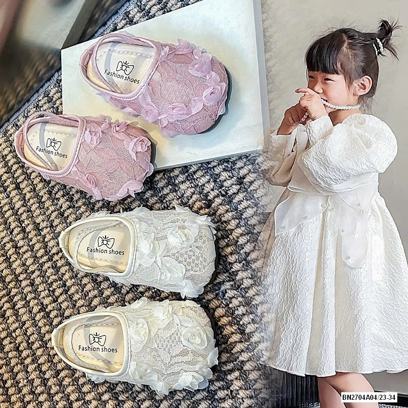 SỤC REN THÊU HOA BÉ GÁI