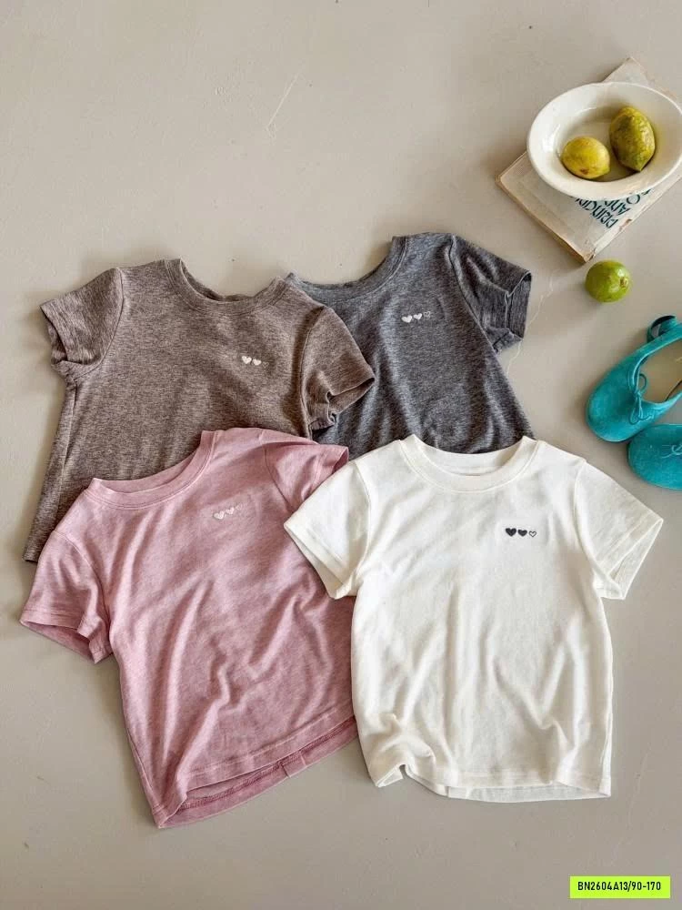 ÁO THUN THÊU TRÁI TIM 26B243 AMBB