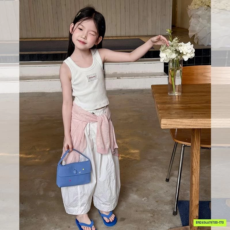 ÁO 3 LỖ CROPTOP 26B013 AMBB