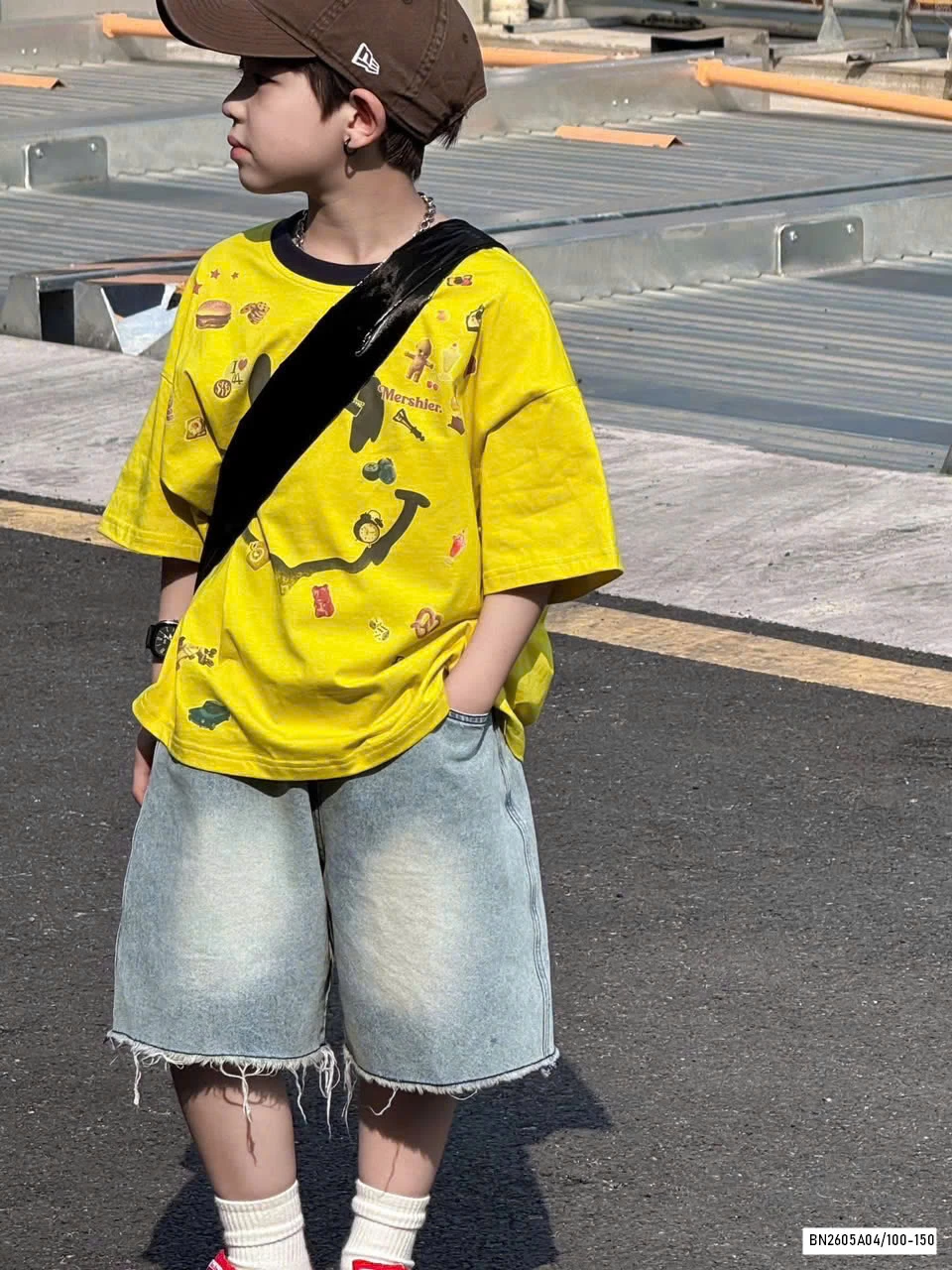 ÁO THUN MẶT CƯỜI HỌA TIẾT