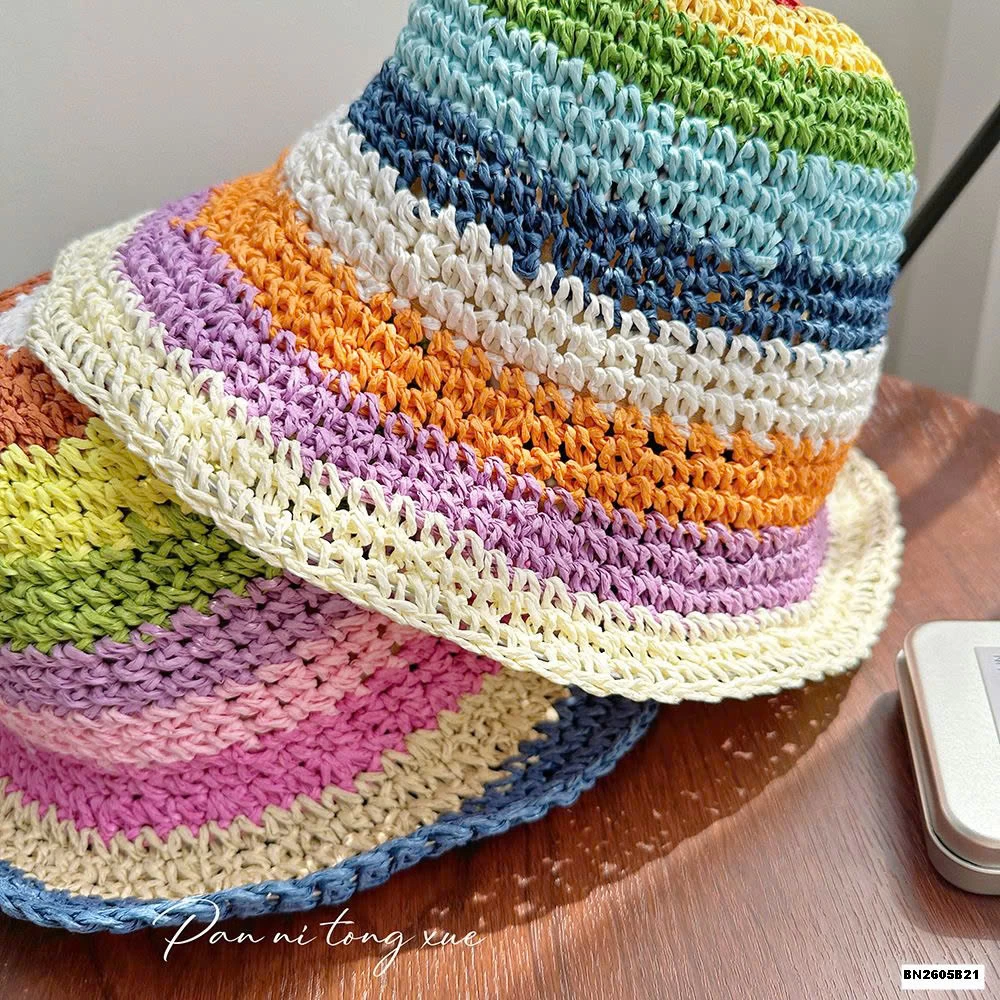 MŨ ĐAN ĐI BIỂN CẦU VỒNG