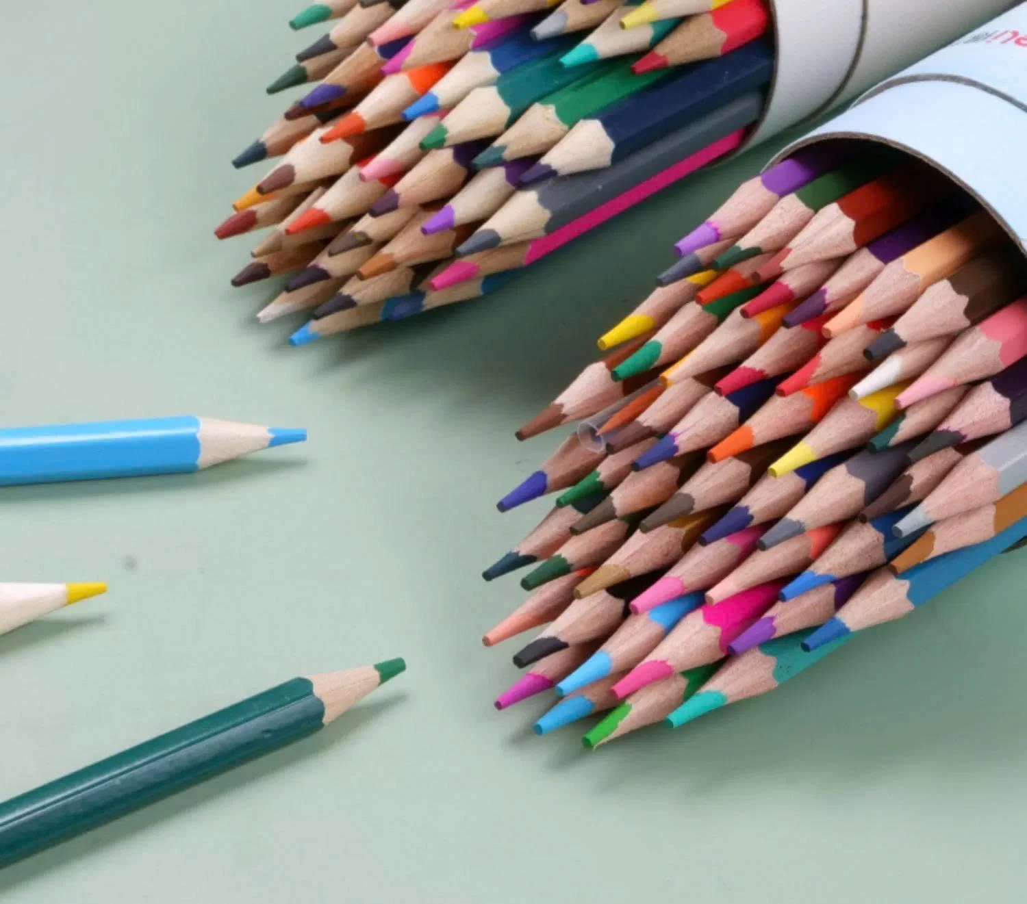 BỘ BÚT CHÌ  MÀU DELI