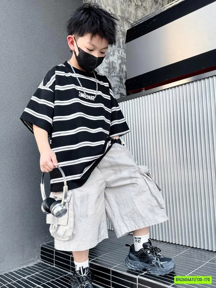 ÁO THUN KẺ IN HÌNH LƯNG BT