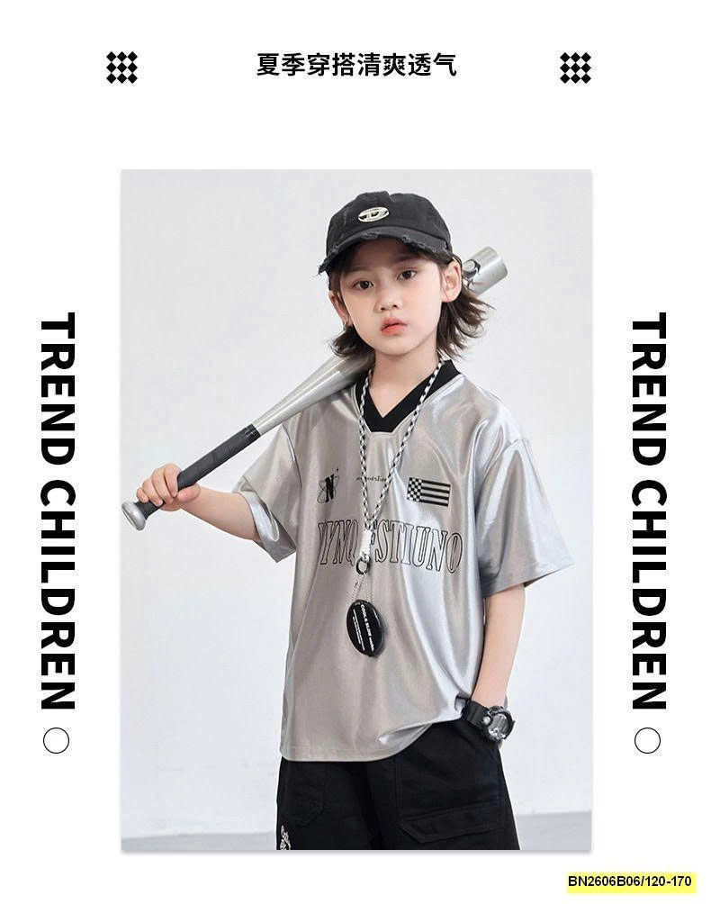 ÁO THỂ THAO MÀU BẠC