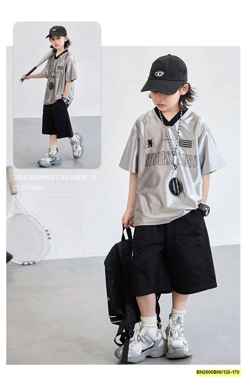 ÁO THỂ THAO MÀU BẠC