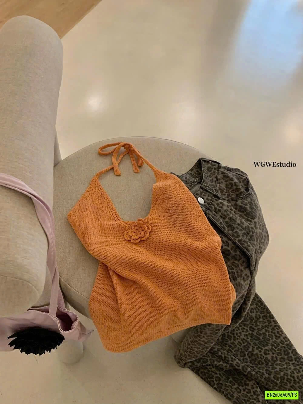 ÁO YẾM MONTOGHI GẤN HOA WG.WE