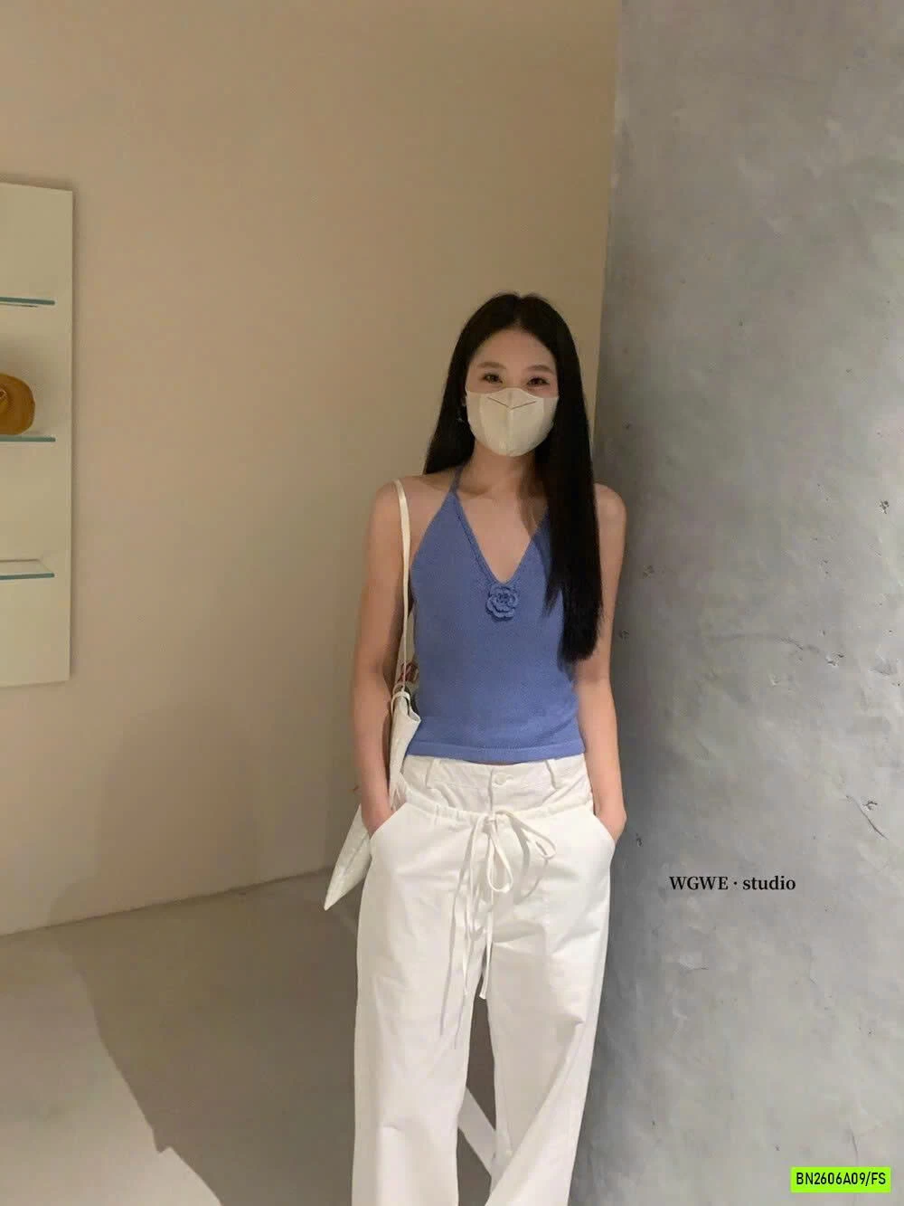 ÁO YẾM MONTOGHI GẤN HOA WG.WE