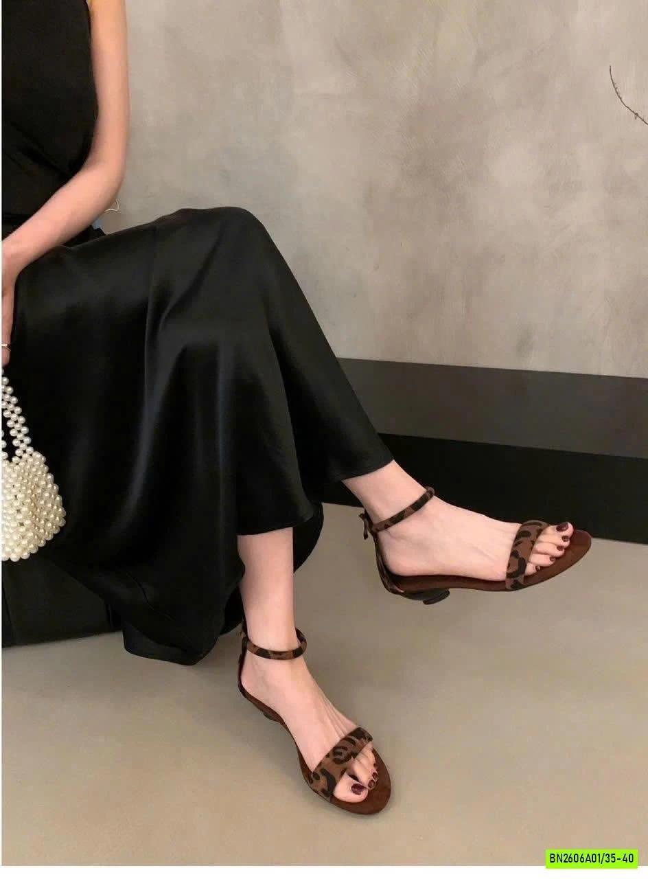 SANDAL NỮ DÂY QUAI NGANG