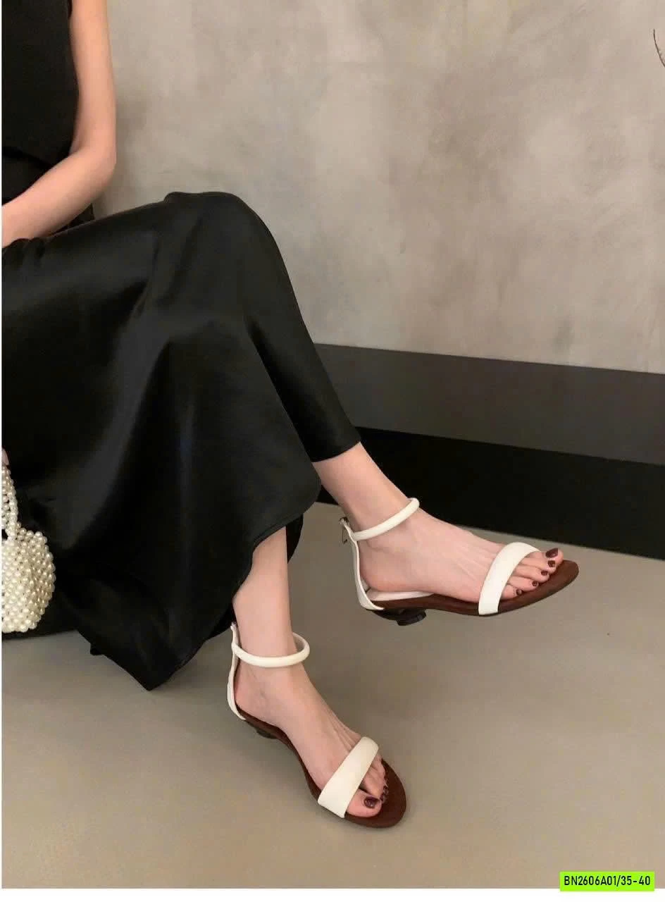SANDAL NỮ DÂY QUAI NGANG