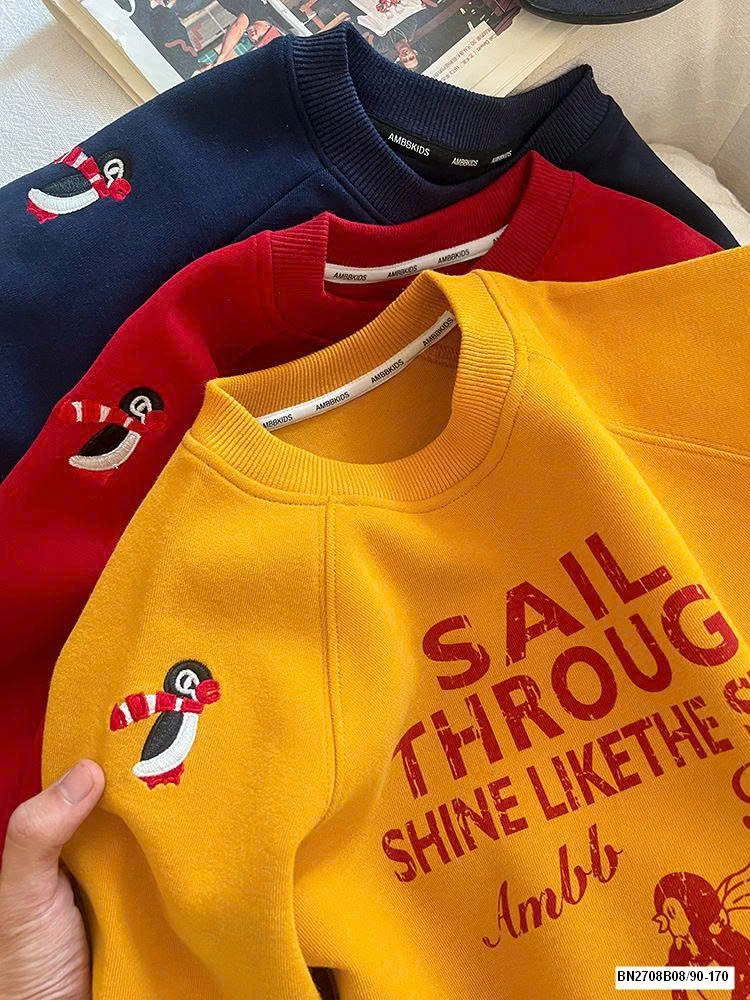 ÁO NỈ CHỮ BÉ GÁI AMBB 25F021