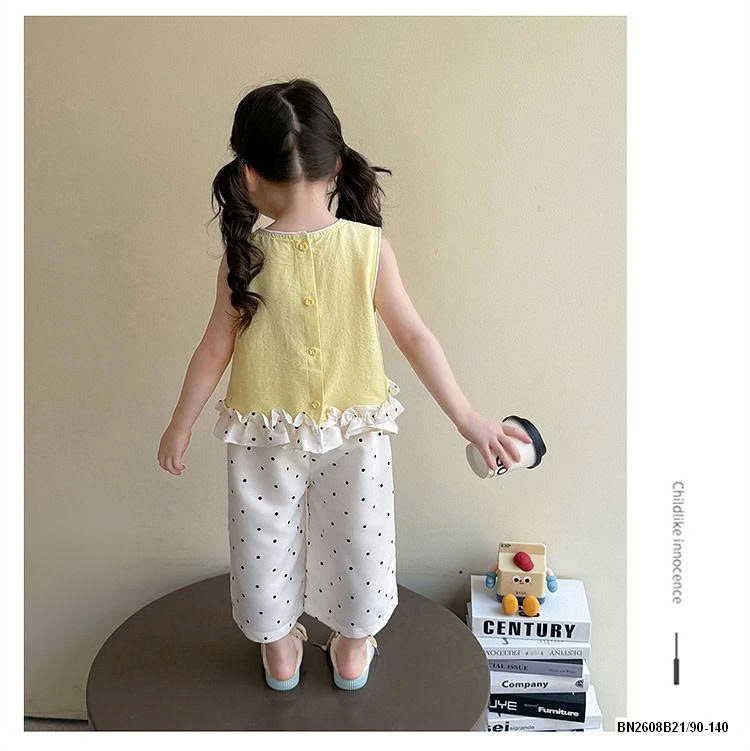 BỘ SÁT NÁCH ÁO VÀNG MẶC HÈ BÉ GÁI