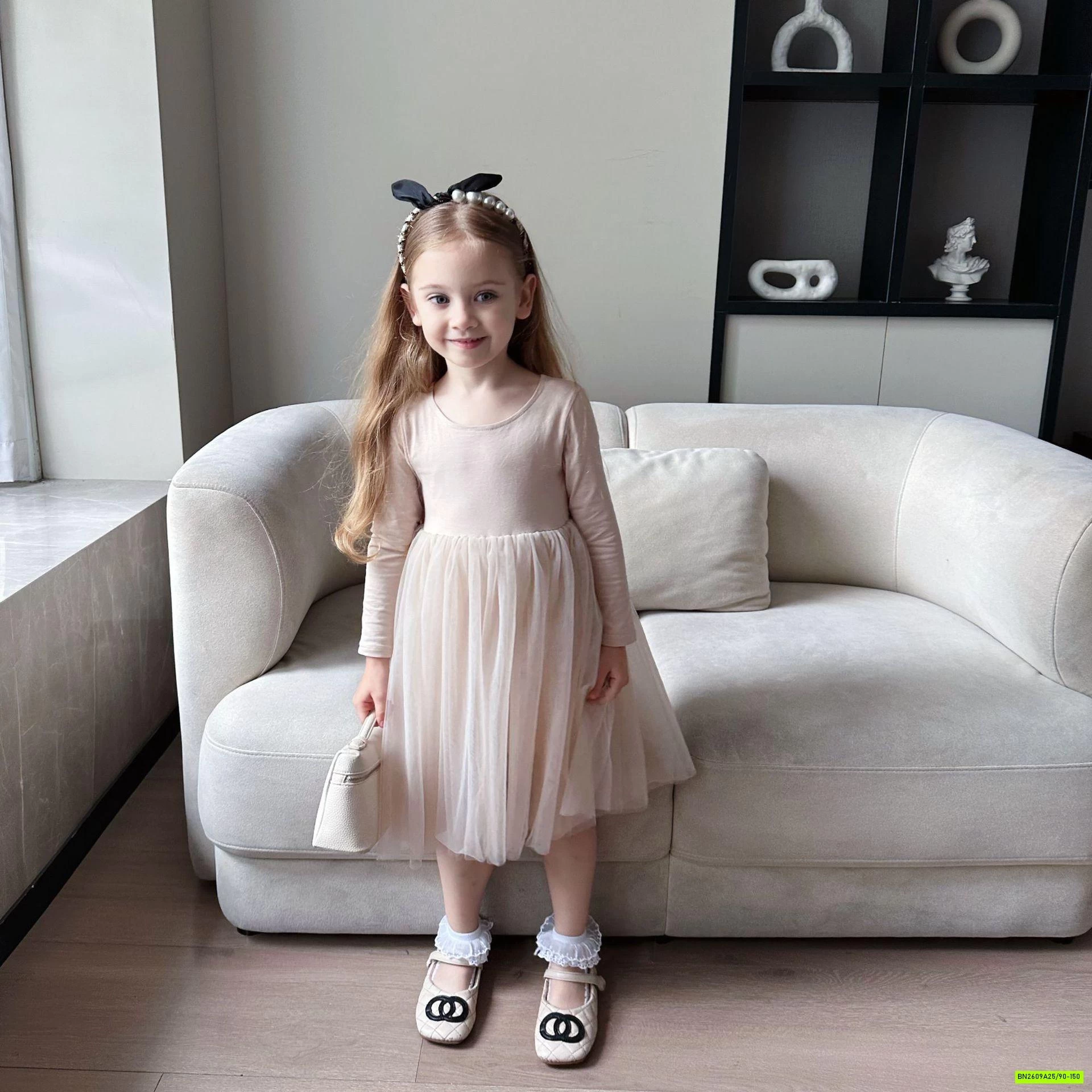 ĐẦM THUN MÙA THU PHỐI CHÂN VOAN