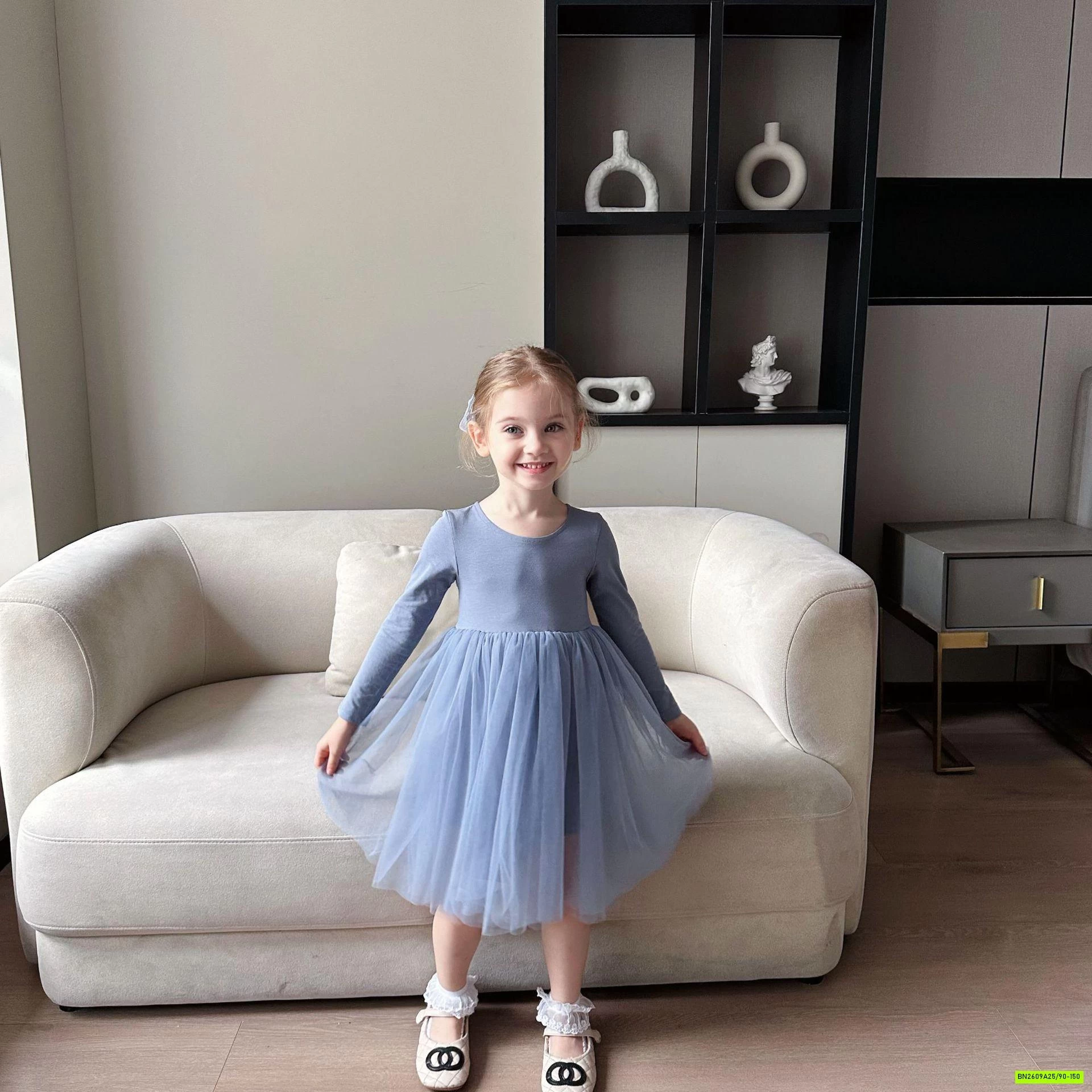 ĐẦM THUN MÙA THU PHỐI CHÂN VOAN