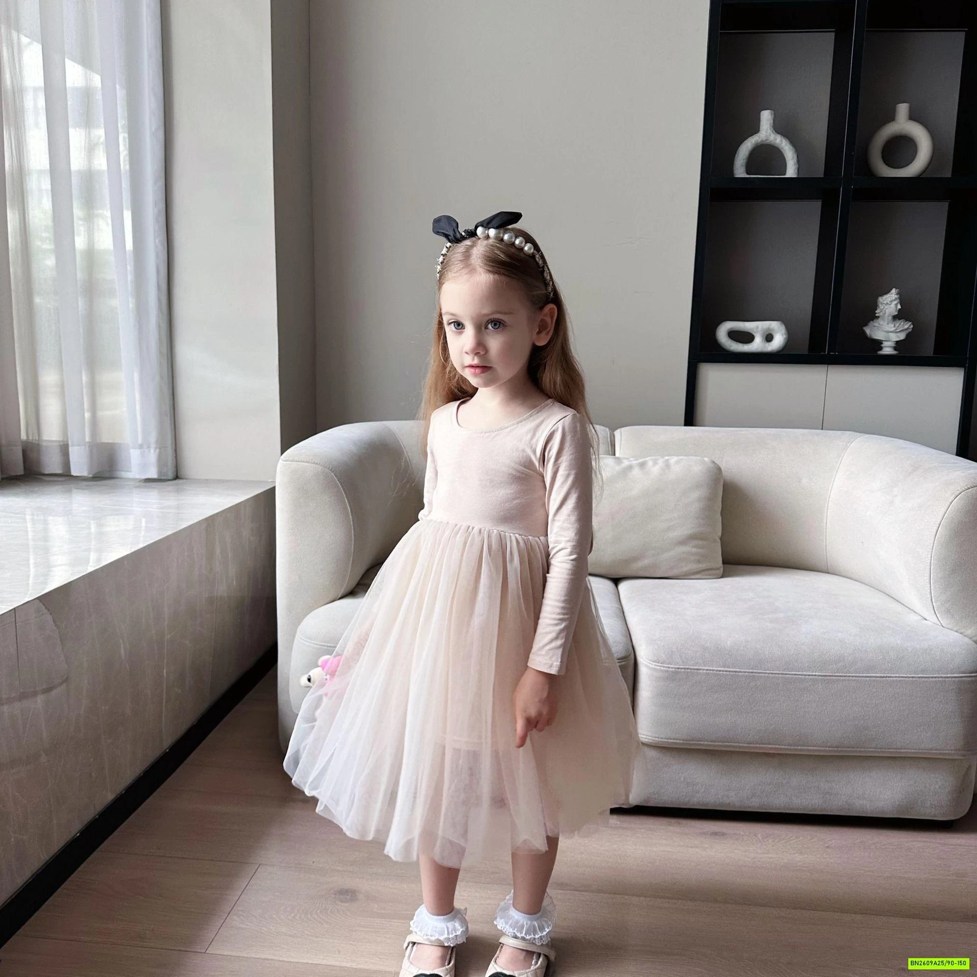 ĐẦM THUN MÙA THU PHỐI CHÂN VOAN