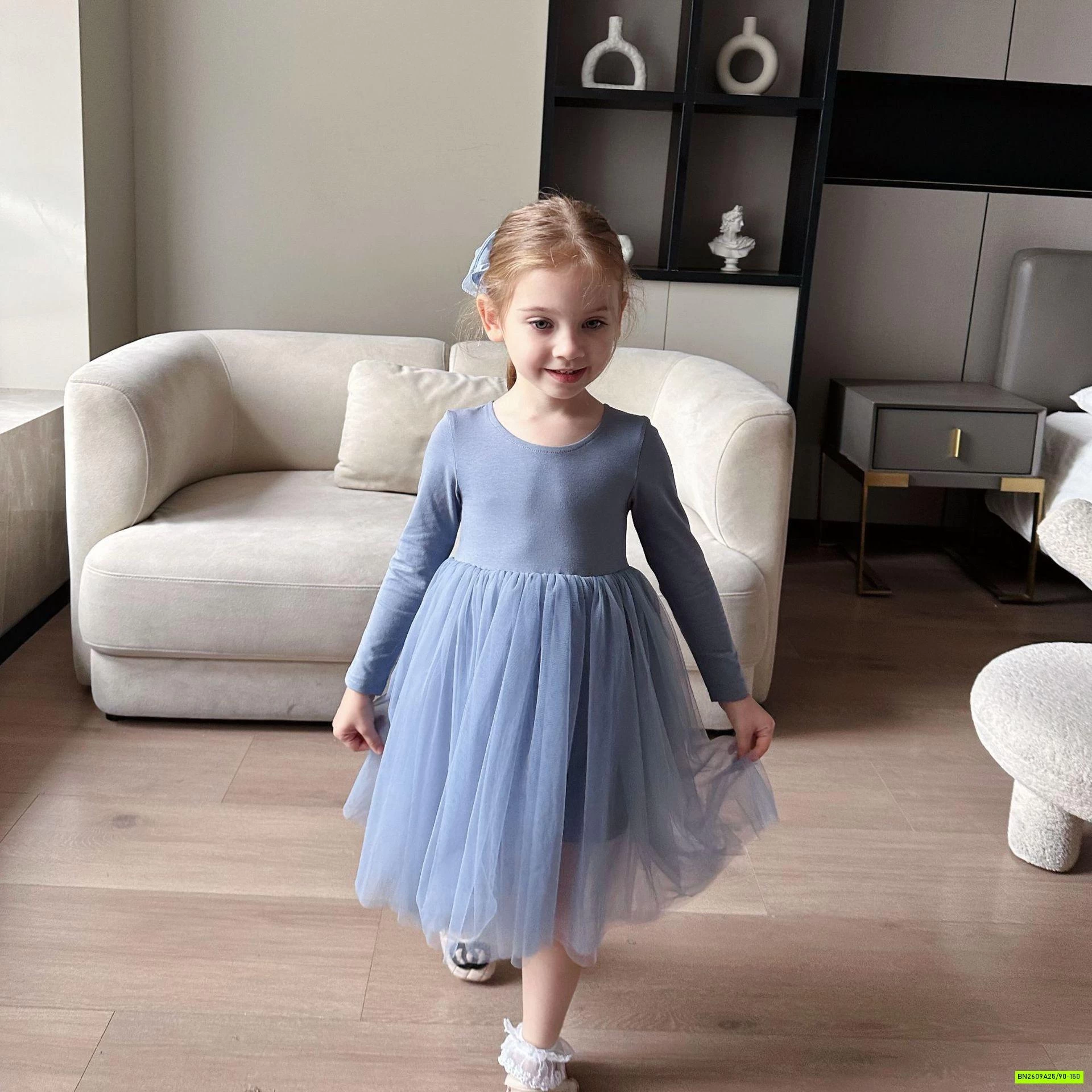 ĐẦM THUN MÙA THU PHỐI CHÂN VOAN