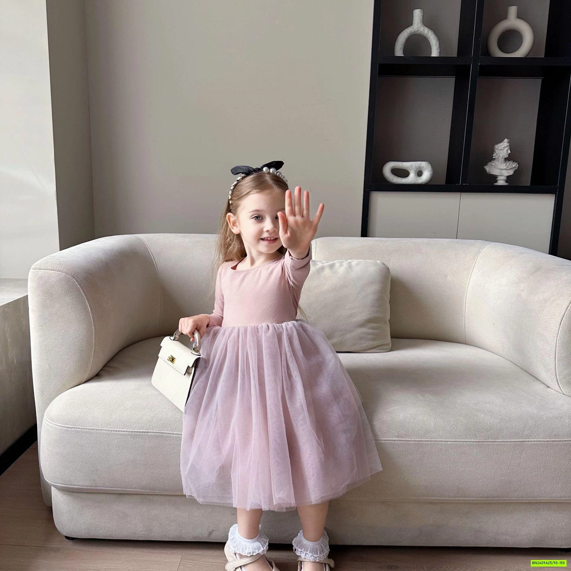 ĐẦM THUN MÙA THU PHỐI CHÂN VOAN