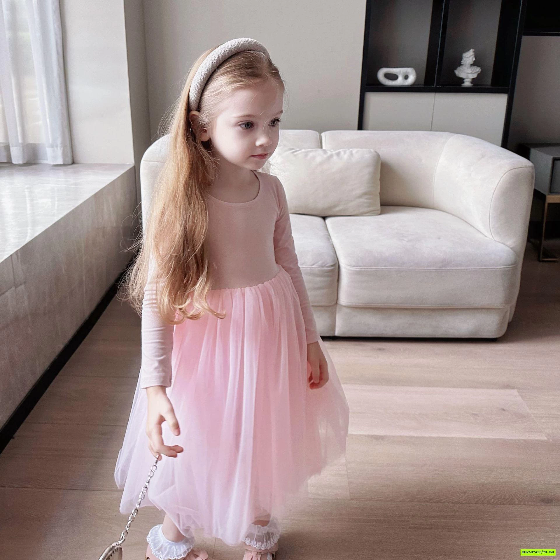 ĐẦM THUN MÙA THU PHỐI CHÂN VOAN