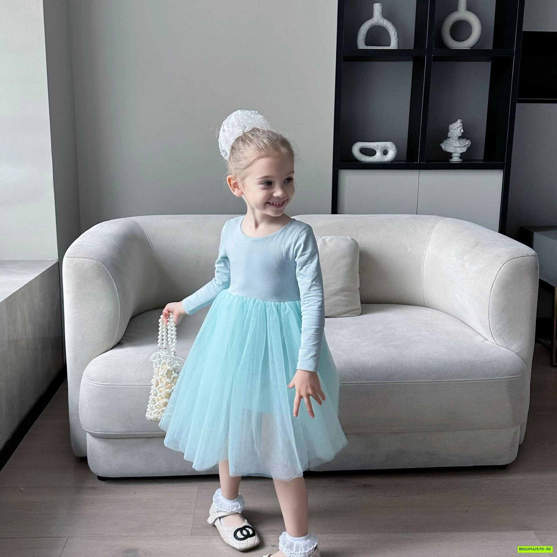 ĐẦM THUN MÙA THU PHỐI CHÂN VOAN