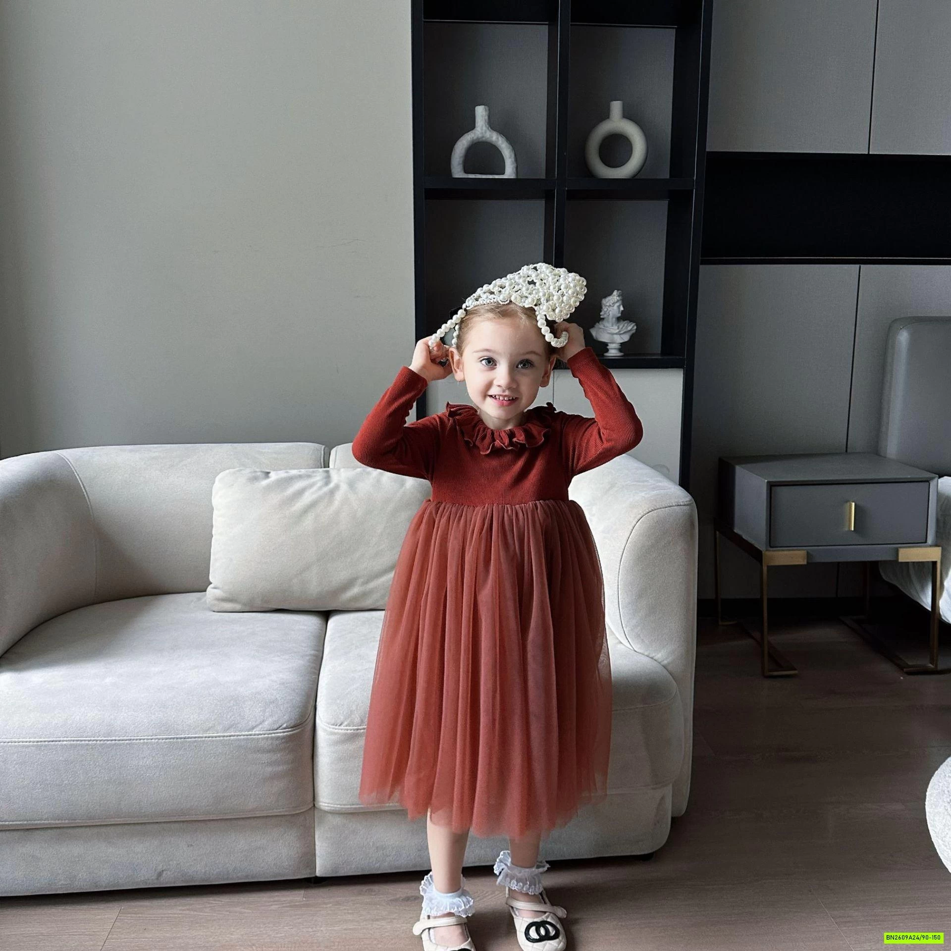 ĐẦM PHỐI CHÂN VOAN CỔ PETERPAN