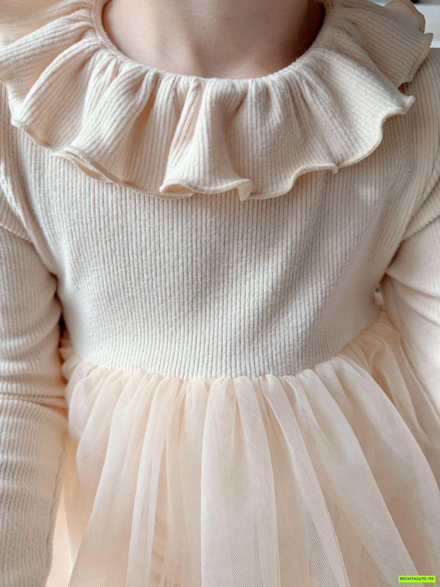 ĐẦM PHỐI CHÂN VOAN CỔ PETERPAN