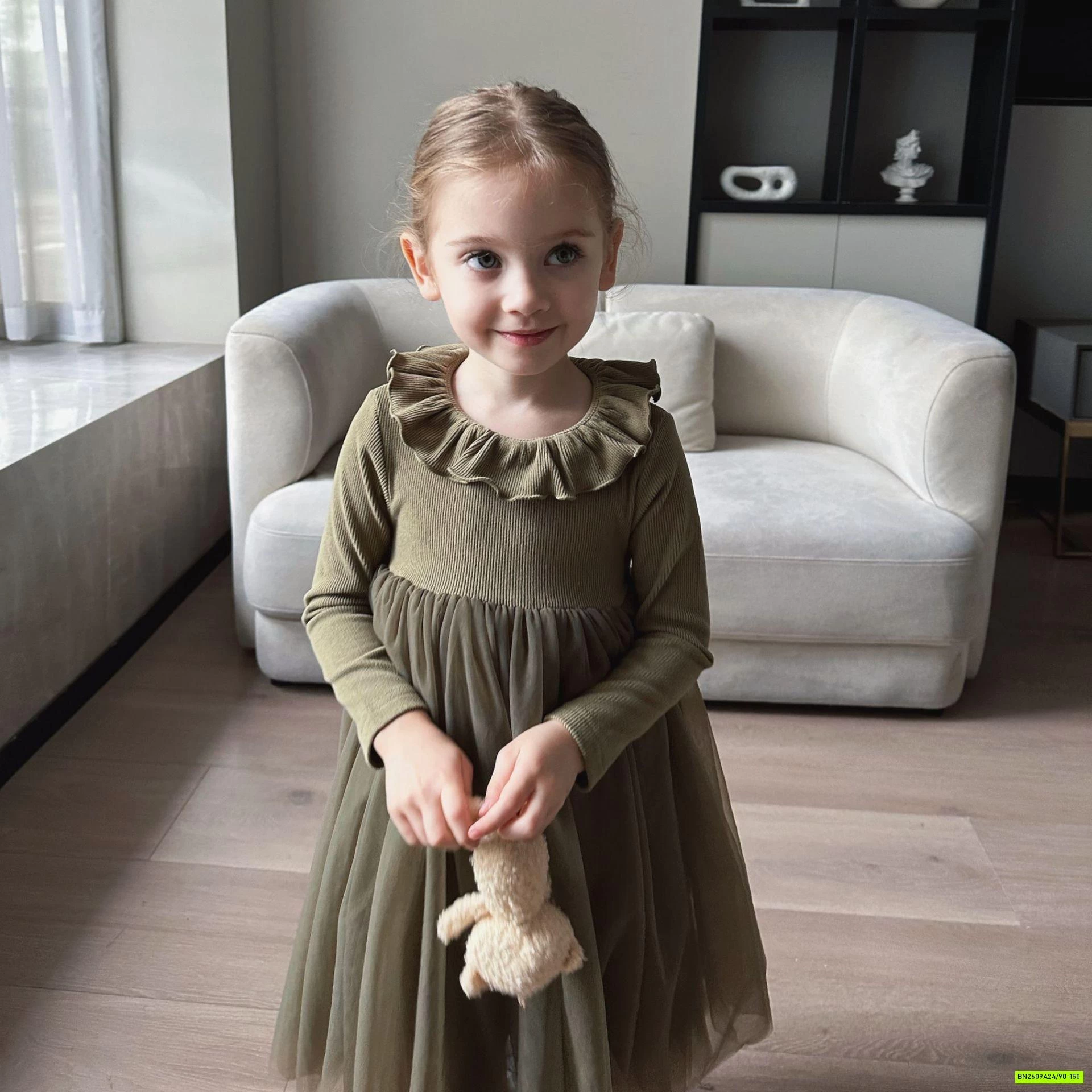 ĐẦM PHỐI CHÂN VOAN CỔ PETERPAN