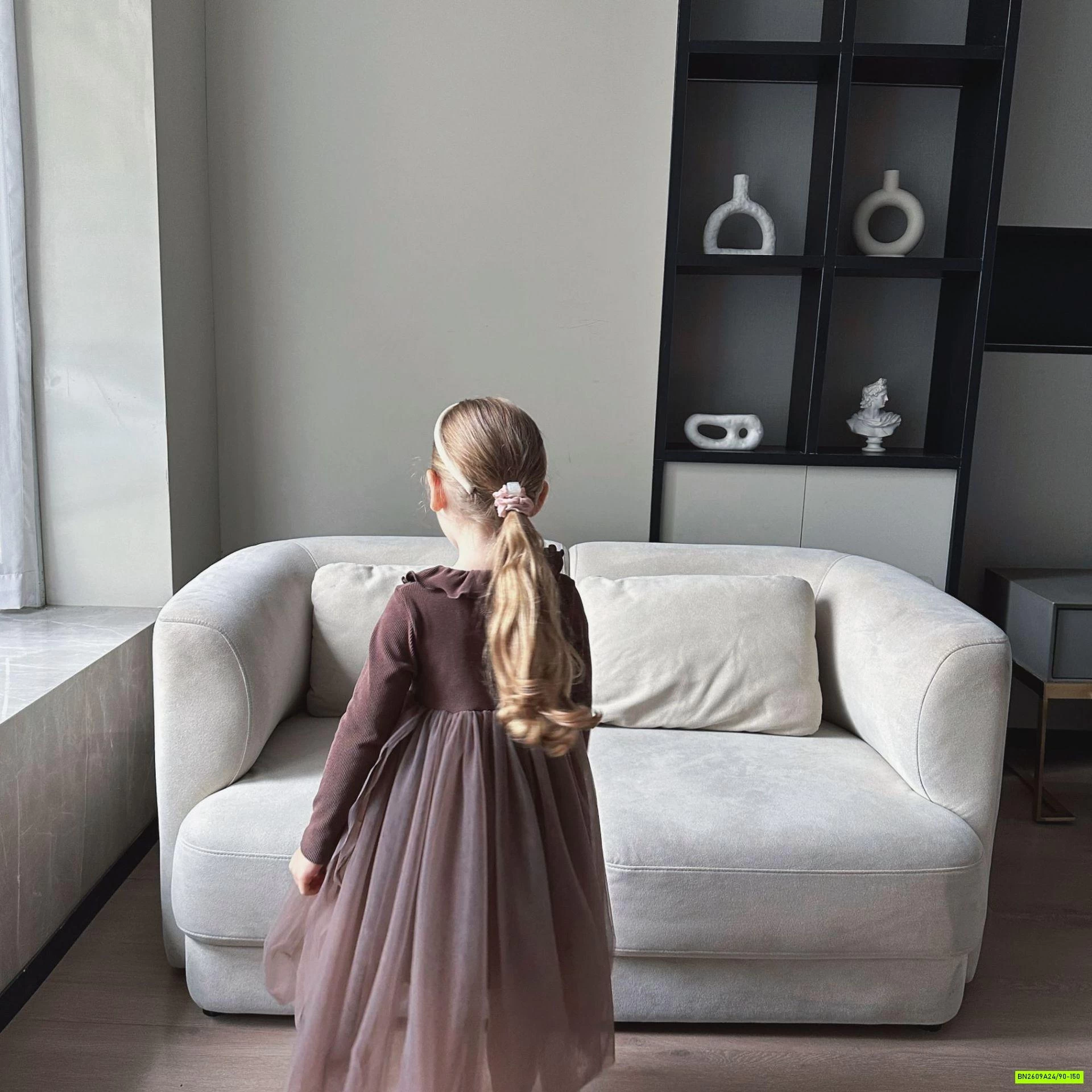 ĐẦM PHỐI CHÂN VOAN CỔ PETERPAN