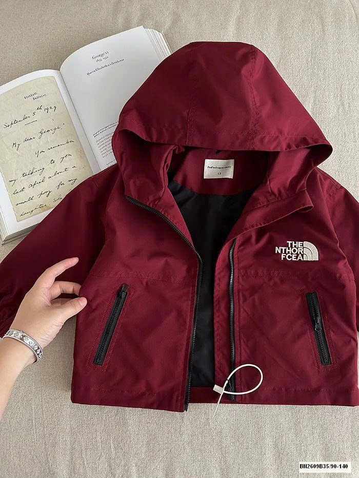 ÁO KHOÁC GIÓ LIỀN MŨ