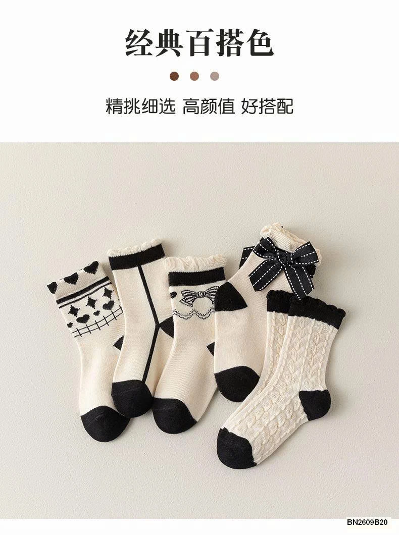 SET 5 ĐÔI TẤT BÉ GÁI