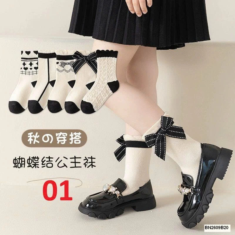 SET 5 ĐÔI TẤT BÉ GÁI