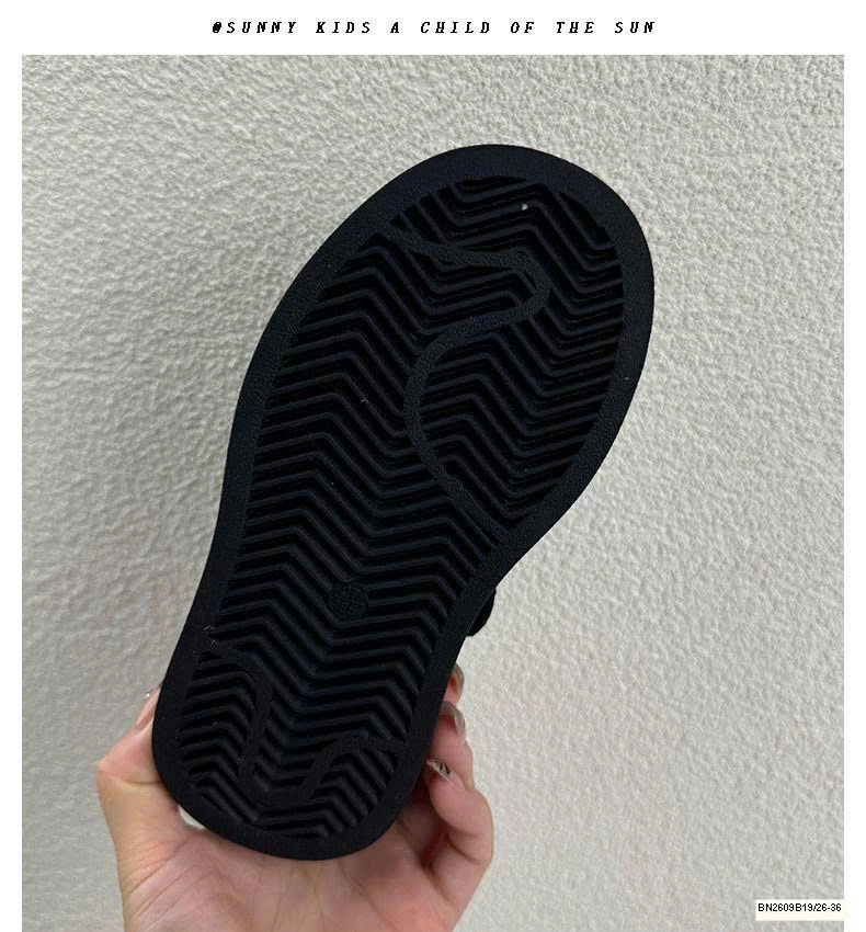 GIÀY THỂ THAO ĐỘN ĐẾ BÁNH MỲ 3 VẠCH