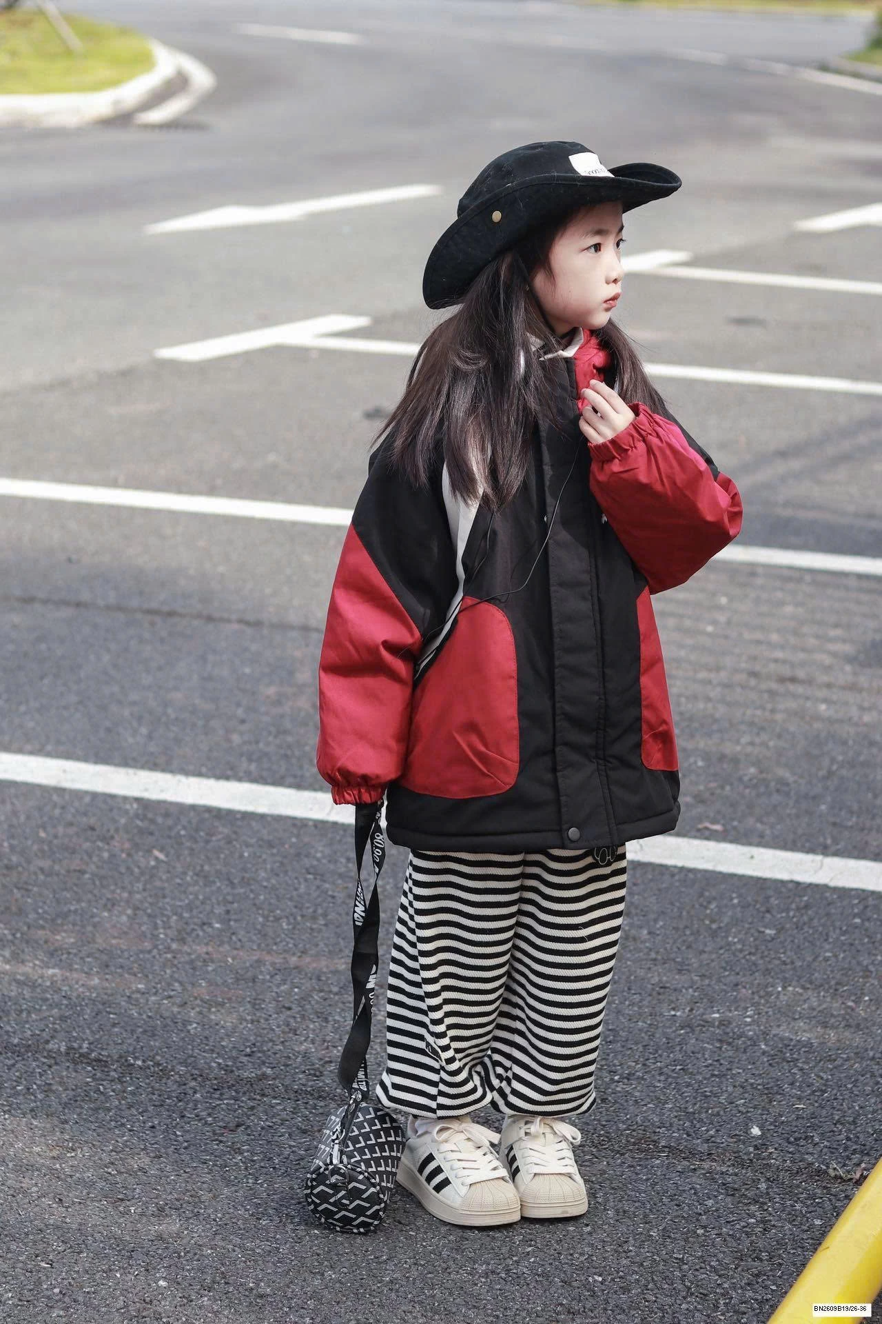 GIÀY THỂ THAO ĐỘN ĐẾ BÁNH MỲ 3 VẠCH