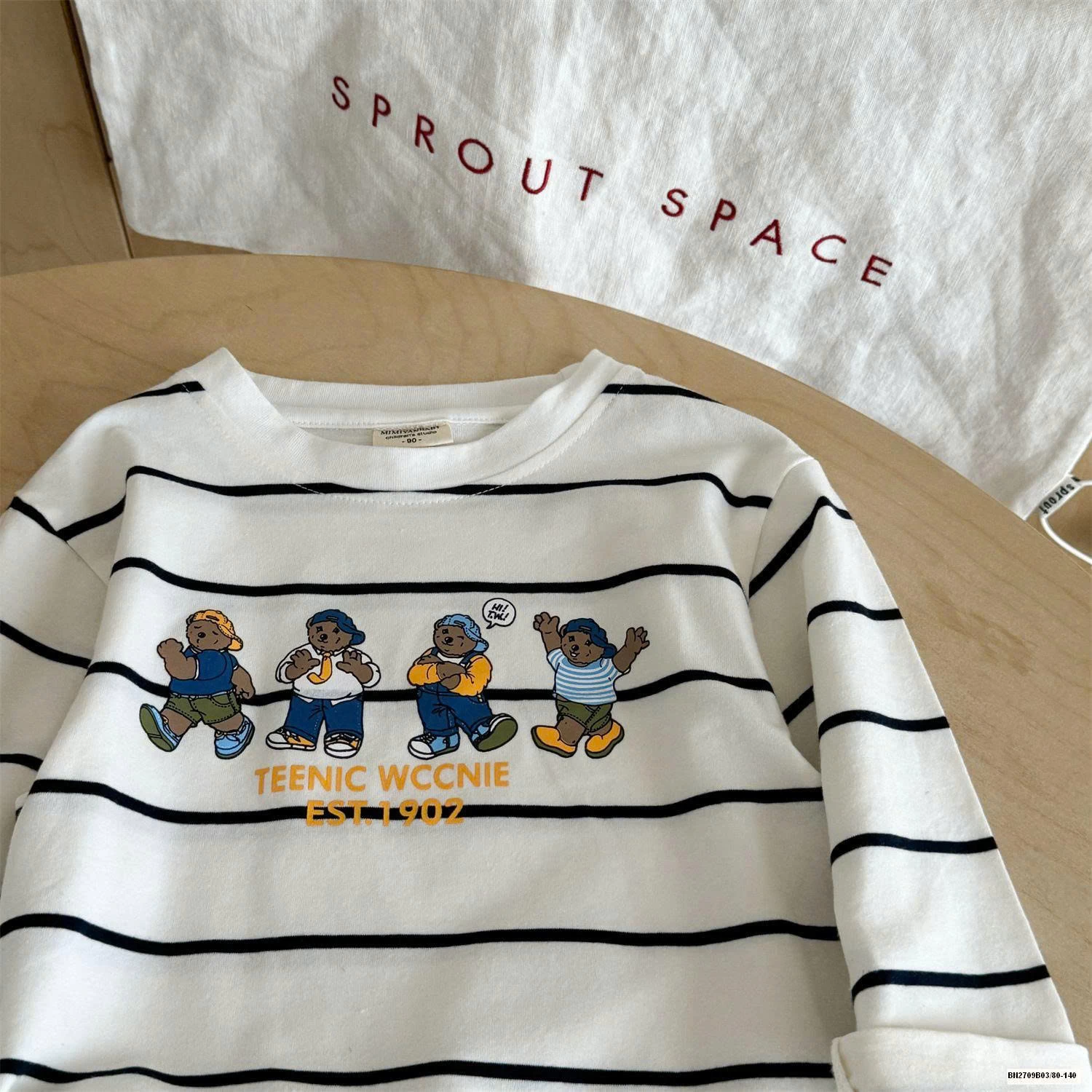 ÁO THUN MỎNG 4 CHÚ GẤU