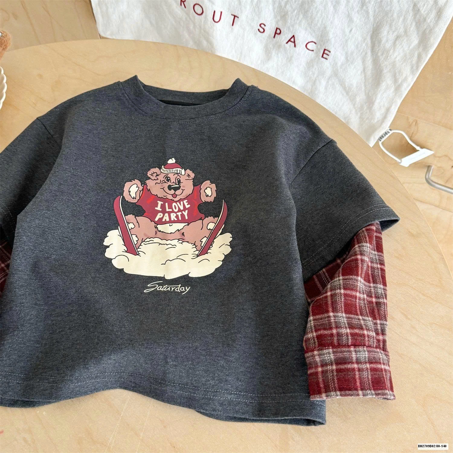 ÁO THUN GẤU PHỐI TAY CARO