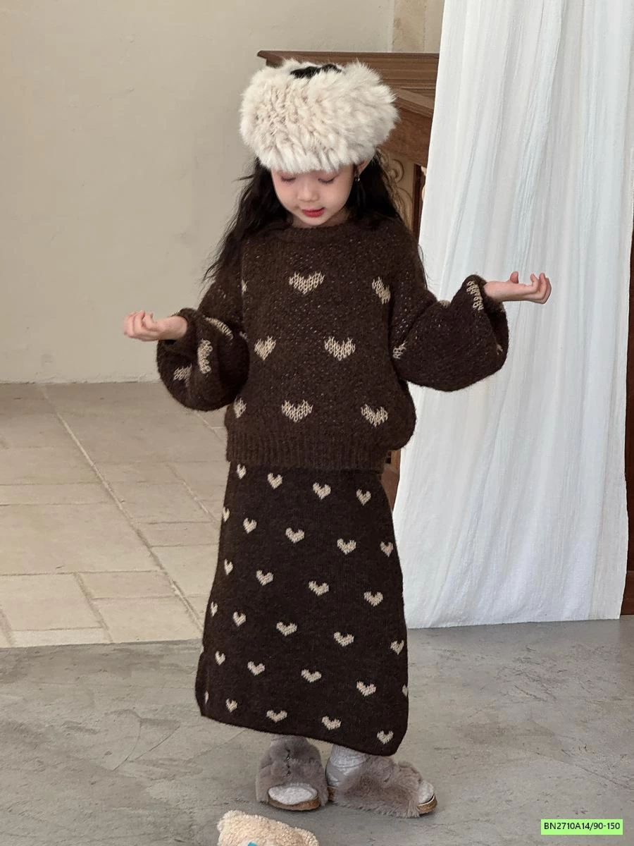 SÉT VÁY LEN TRÁI TIM NÂU TÂY