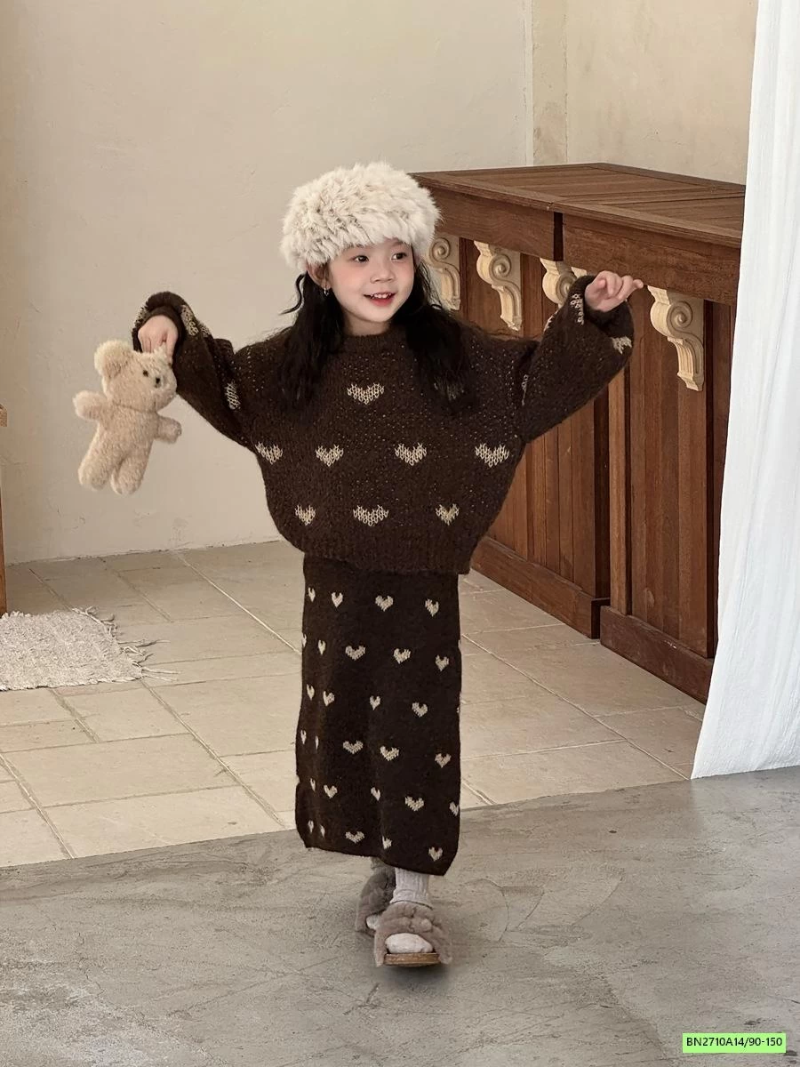 SÉT VÁY LEN TRÁI TIM NÂU TÂY