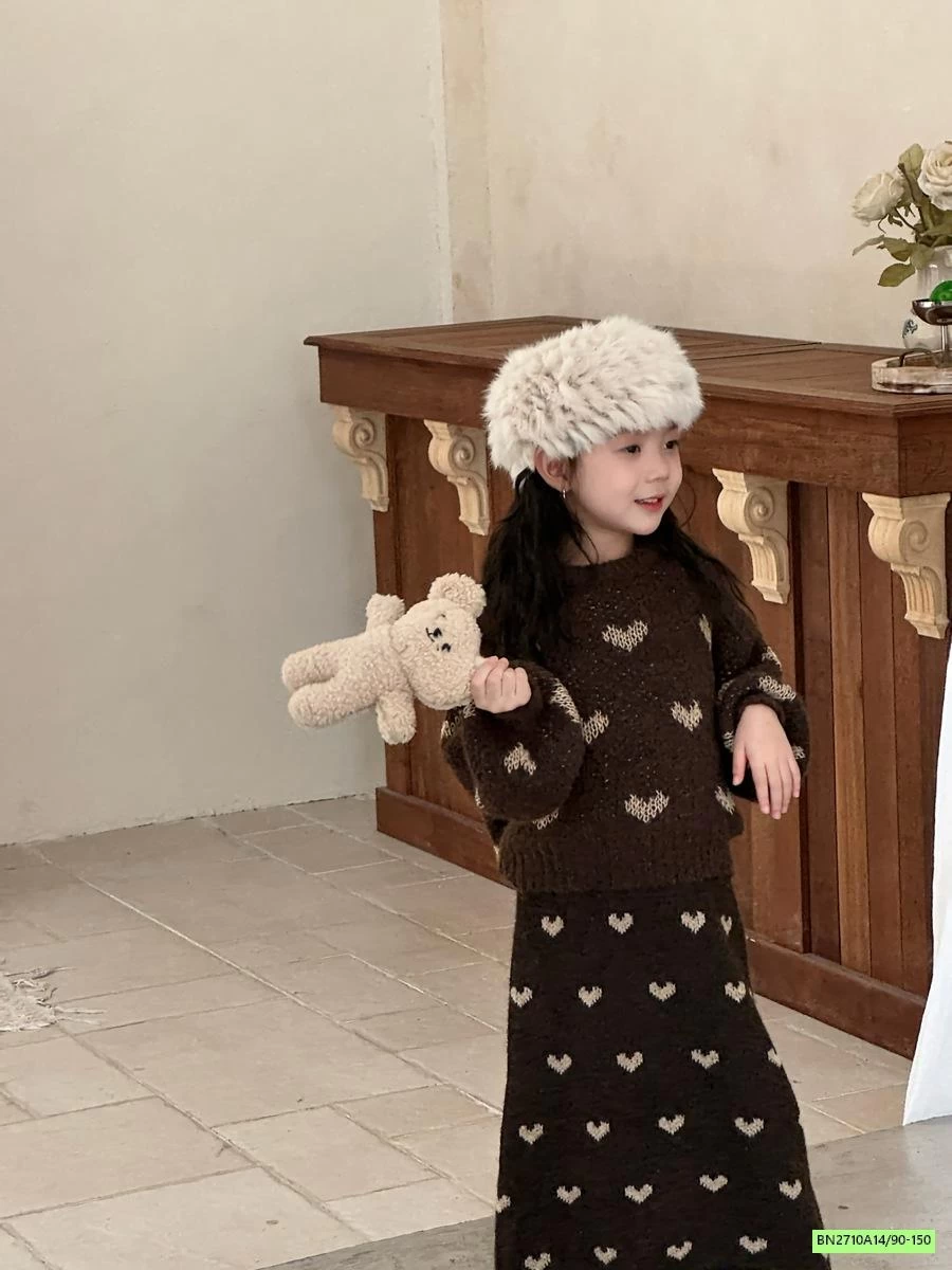 SÉT VÁY LEN TRÁI TIM NÂU TÂY