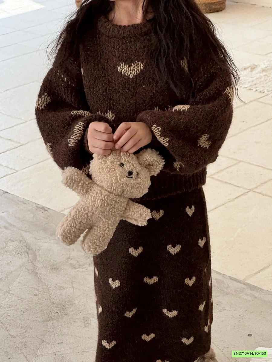 SÉT VÁY LEN TRÁI TIM NÂU TÂY