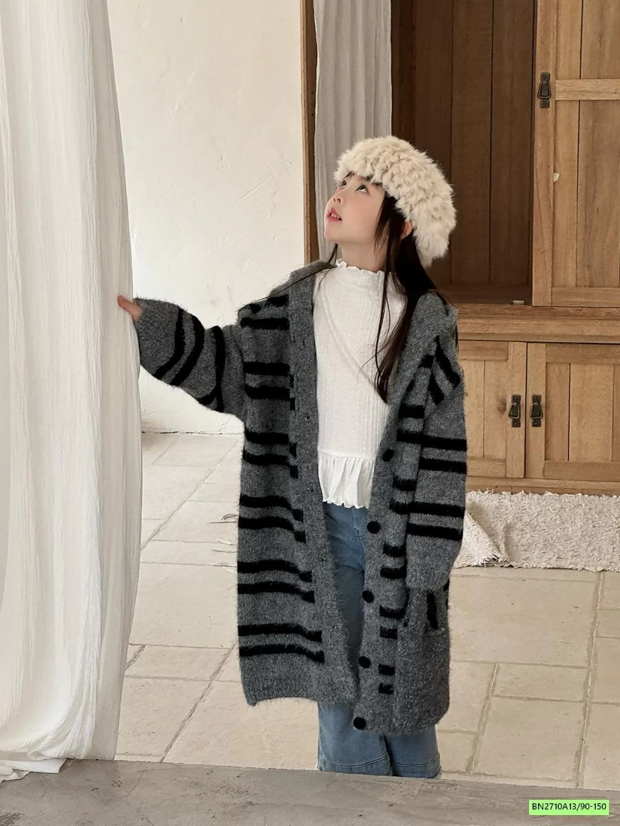 KHOÁC LEN KẺ DÁNG DÀI