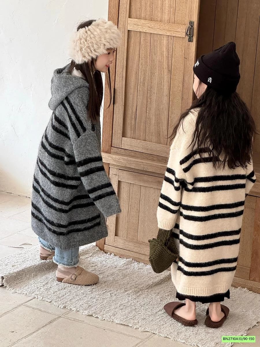 KHOÁC LEN KẺ DÁNG DÀI