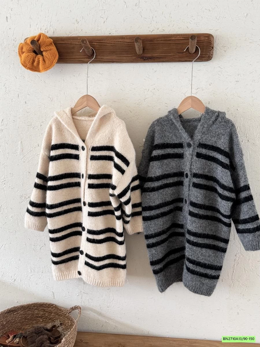 KHOÁC LEN KẺ DÁNG DÀI