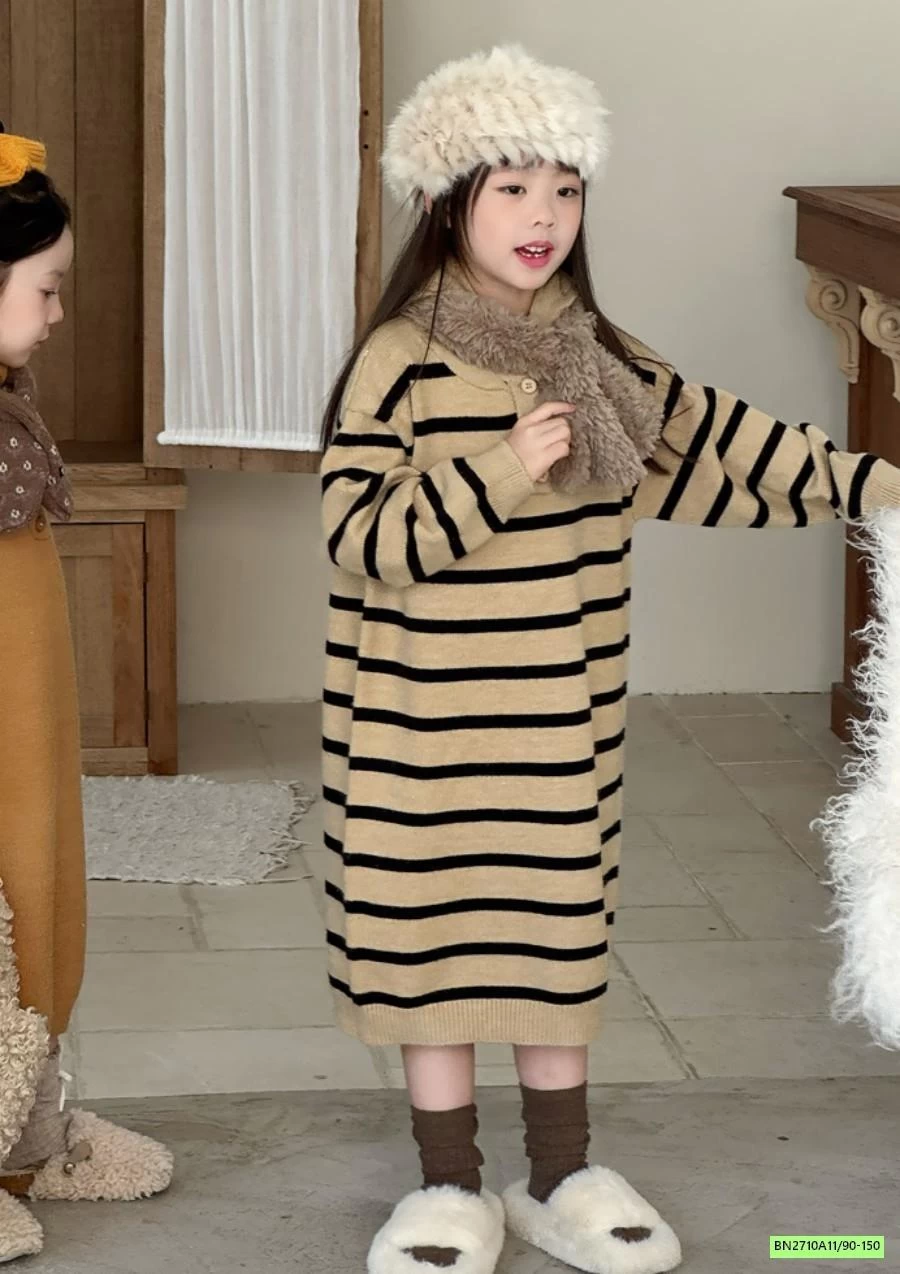 ĐẦM LEN SUÔNG LIỀN MŨ