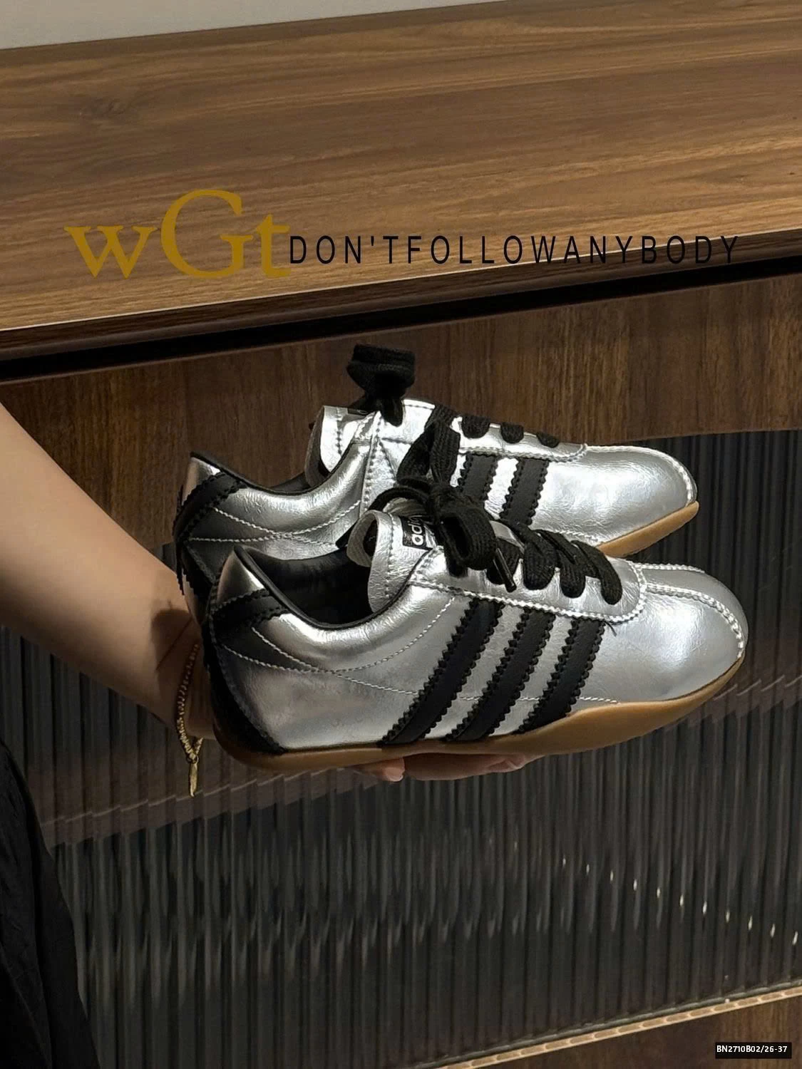 GIÀY THỂ THAO 3 SỌC