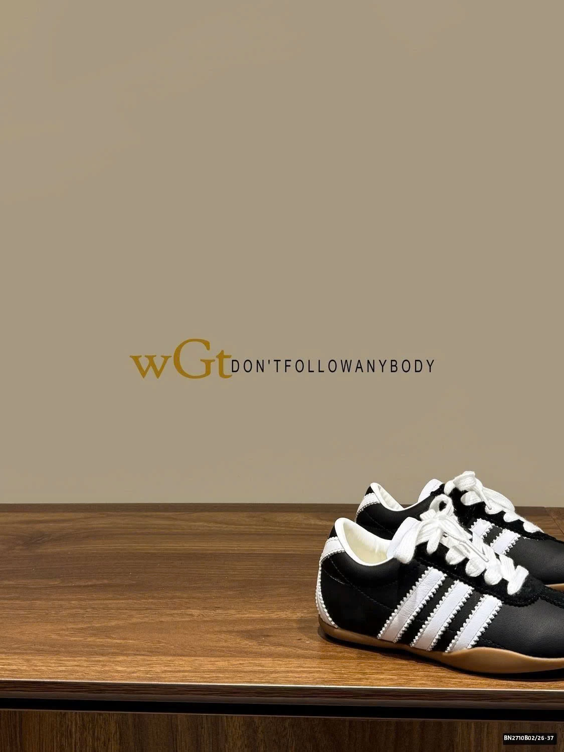 GIÀY THỂ THAO 3 SỌC