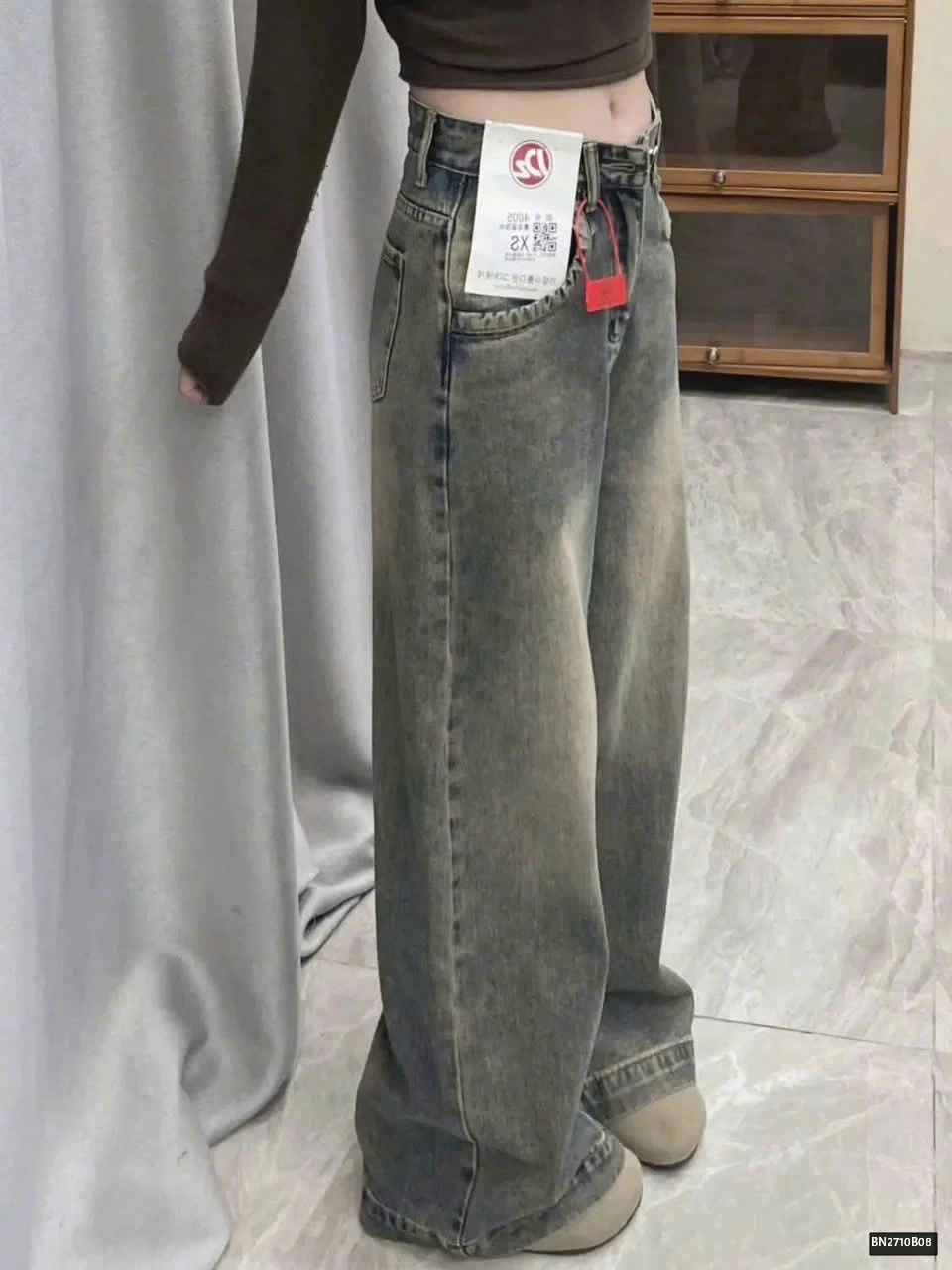 QUẦN JEANS ỐNG RỘNG DÁNG SUÔNG