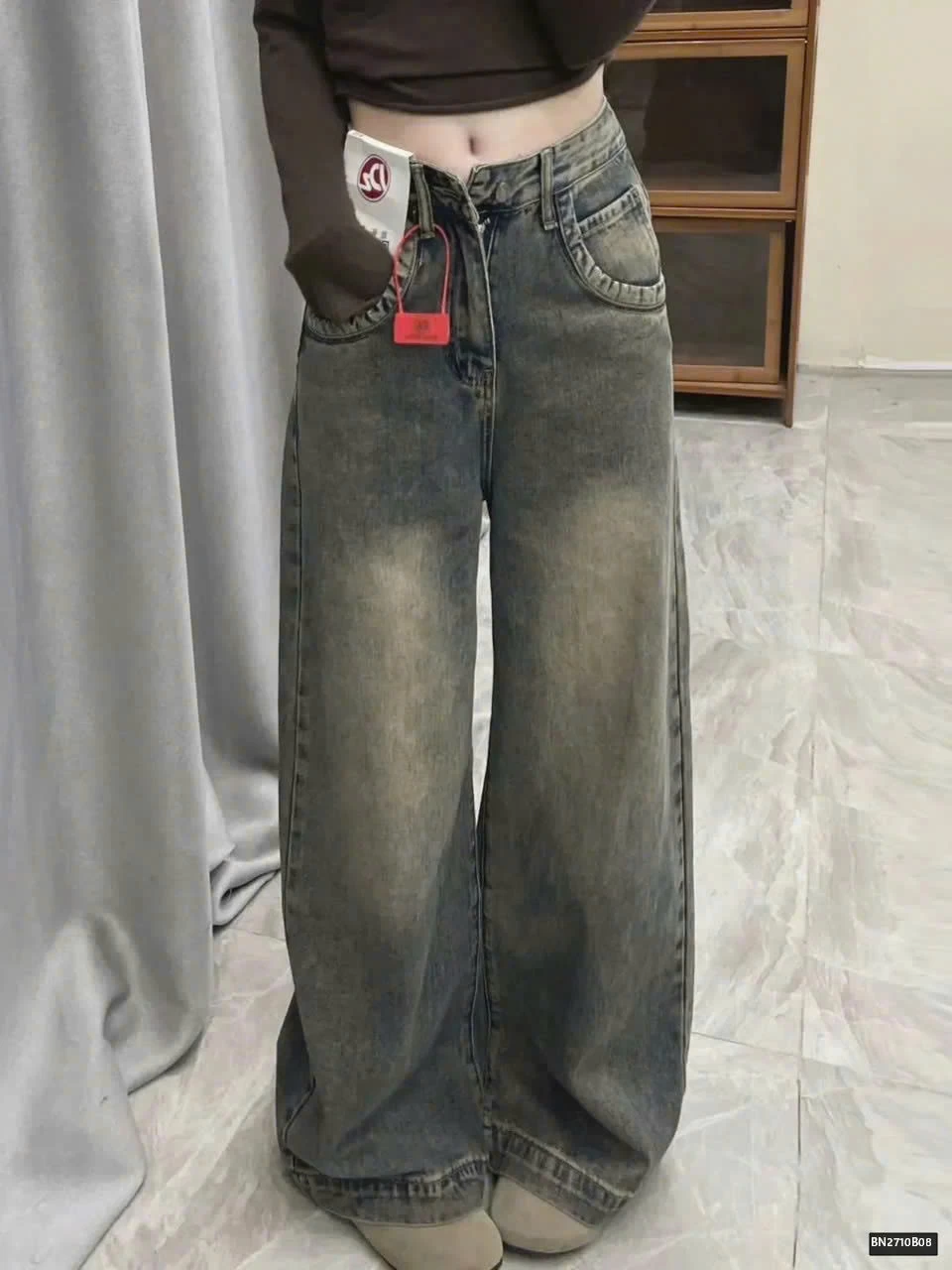 QUẦN JEANS ỐNG RỘNG DÁNG SUÔNG