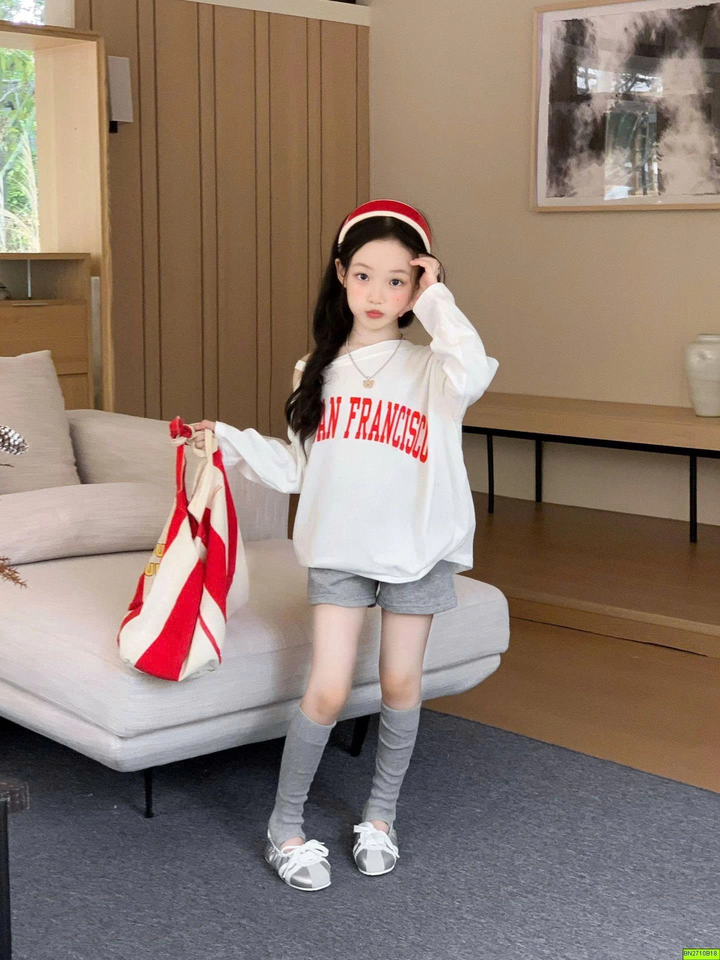 ÁO THUN TRỄ VAI SỐ 09