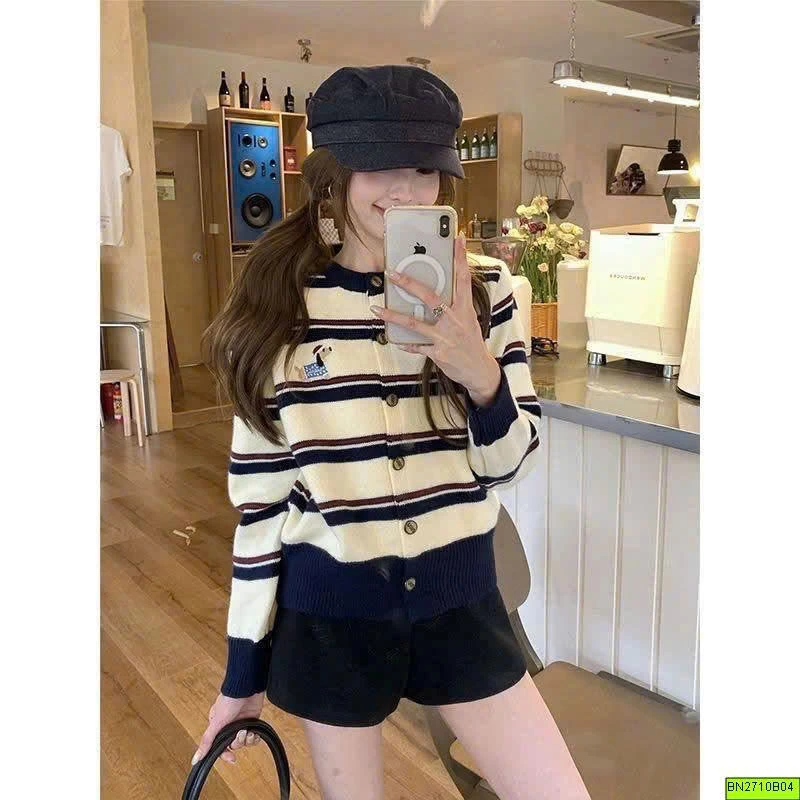 CARDIGAN LEN KẺ THÊU HÌNH CÚN