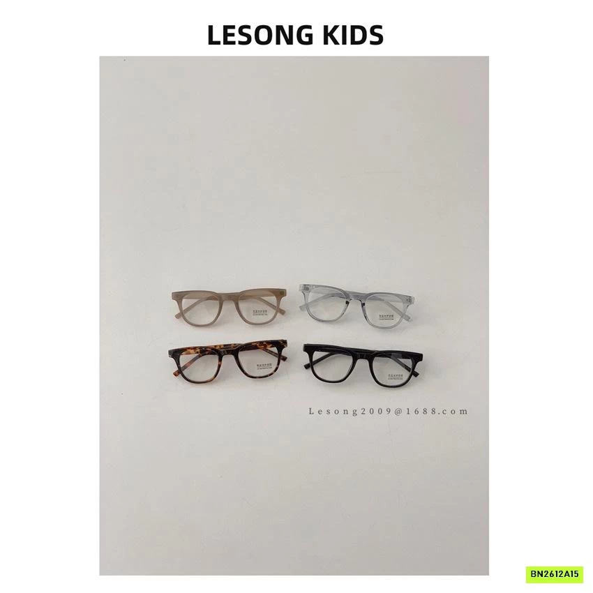 KÍNH THỜI TRANG 0 ĐỘ