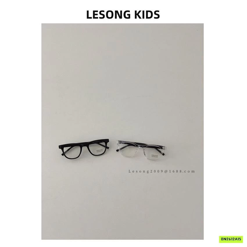 KÍNH THỜI TRANG 0 ĐỘ